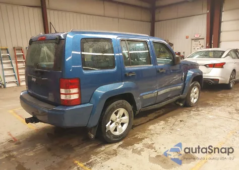 2010 Jeep Liberty Sport из США, поврежденный, VIN 1J4PN2GK8AW180551